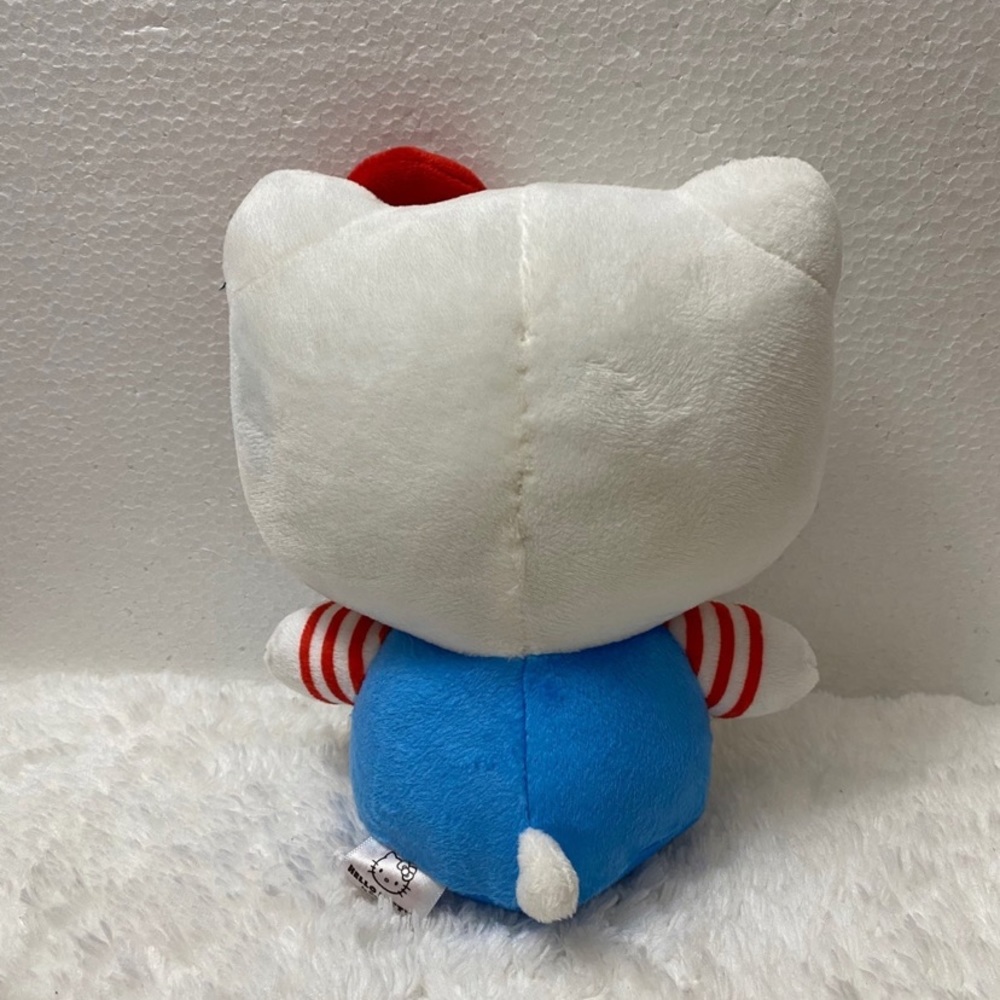 Hello Kitty Bundle - Picture 3 of 8